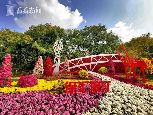 两个猛男脱了内裤玩jiji