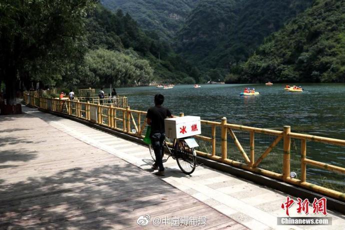 女人下边被添全过视频