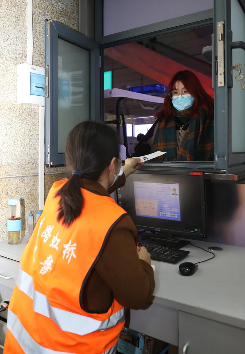 女人脱精光直播app下载合集