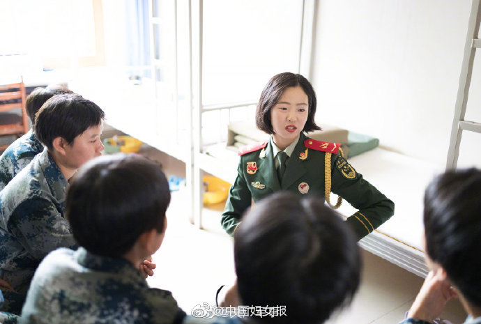 欧美A级乱伦人兽