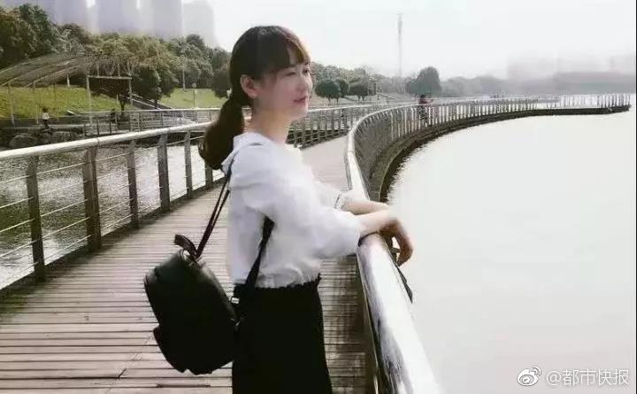在线精品黄色