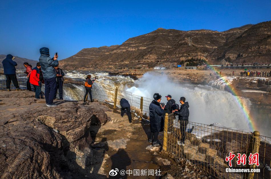 性感美女老师黄片