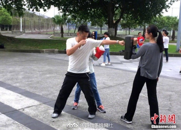 正妹護士