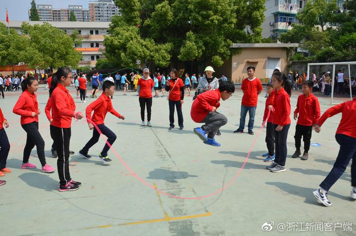 欧美性爱免费黄片