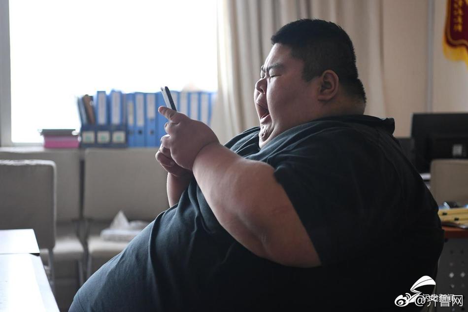 戀上換裝娃娃