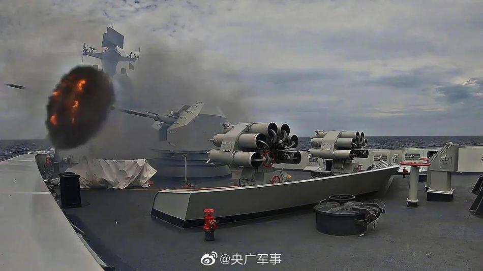 日本老太妇网站黄色偷偷