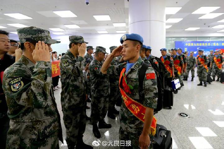 一个??上面一个??下面高清无码