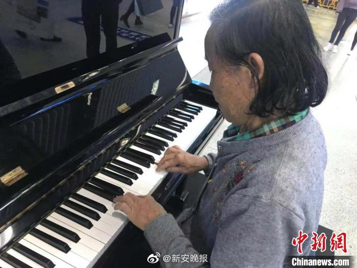 脚踏风琴简谱_口风琴简谱