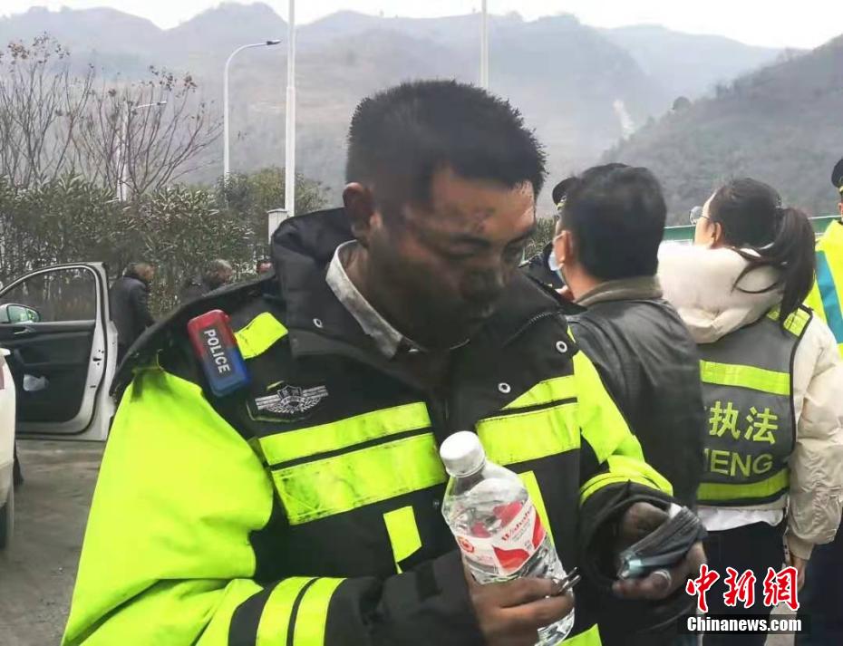 亚洲色图二区老汉