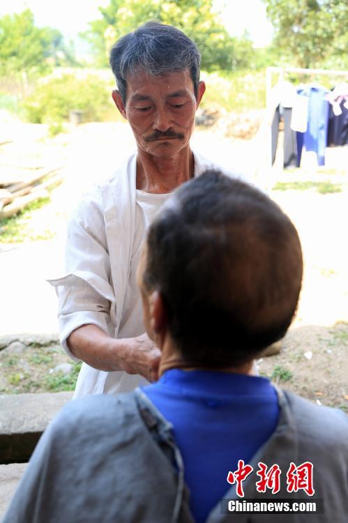 欧美性受乱伦