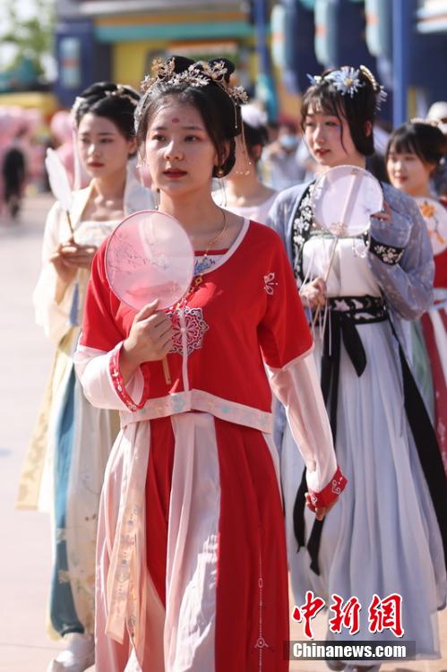 娜塔亞