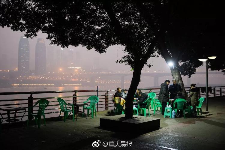 黄色视在那看