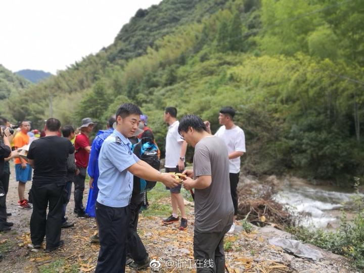 淫漫无码网站在线观看