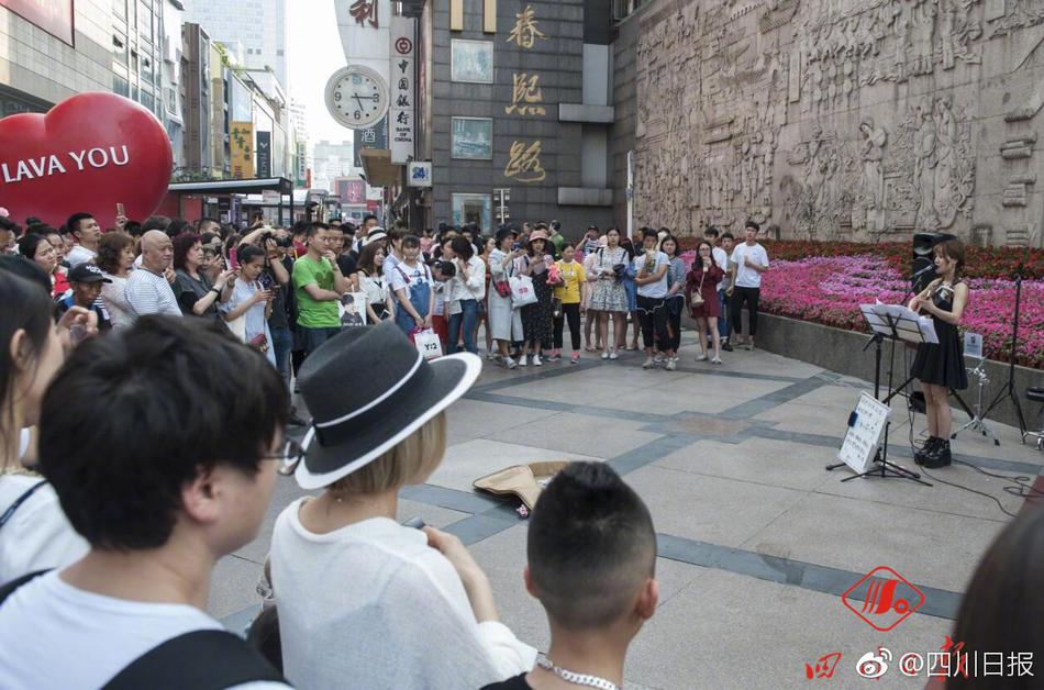 白又丰满大肉唇BBBBB