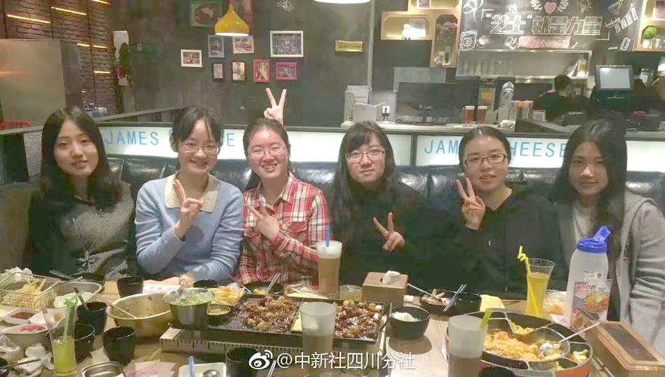 张柏芝扒开双腿流白浆