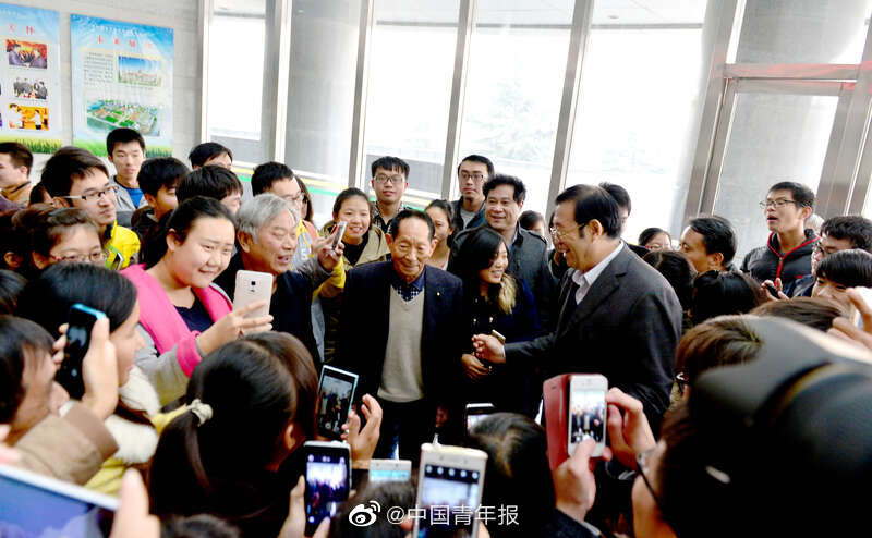 欧洲熟妇色欧美老妇多毛视频