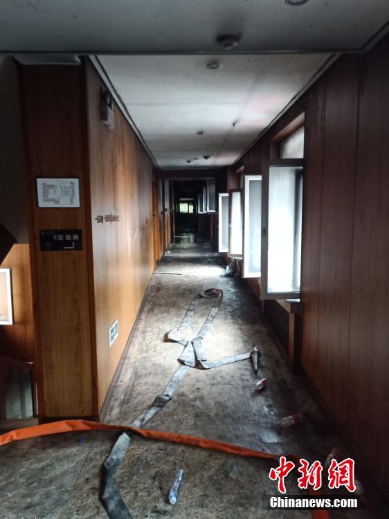 免费黄漫