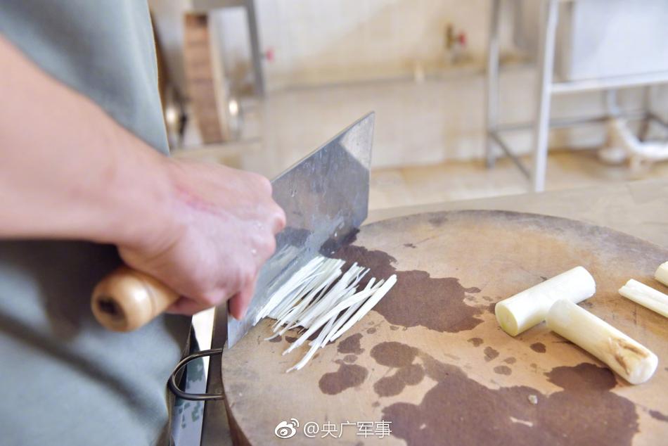 偷內褲