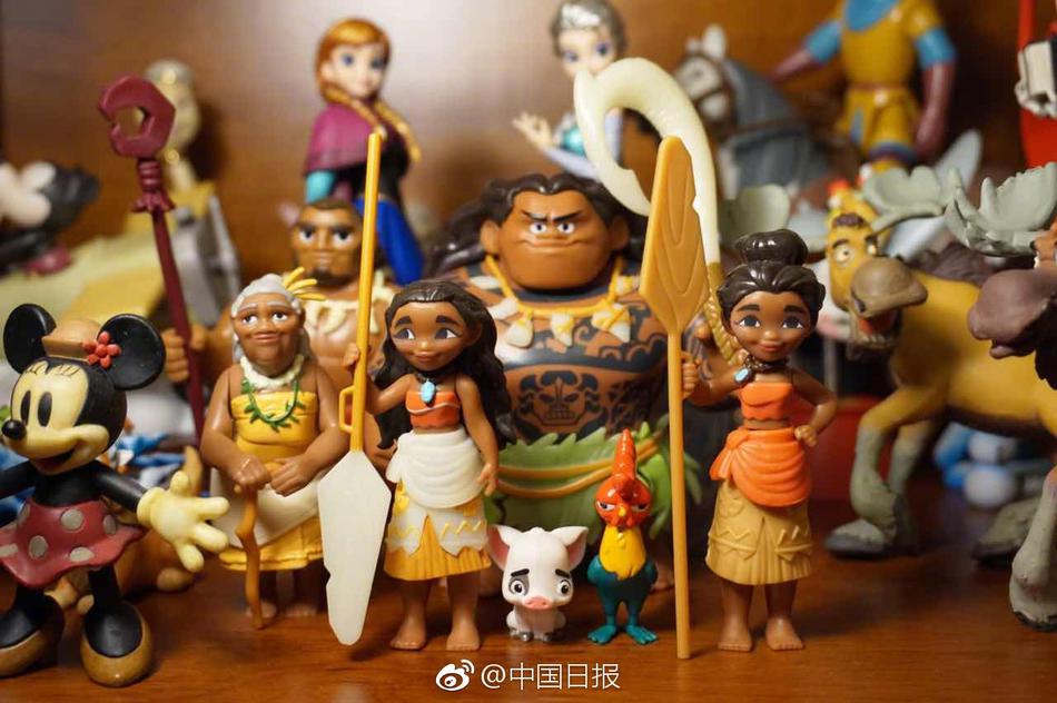 鞠婧祎被 狂揉大胸,小说