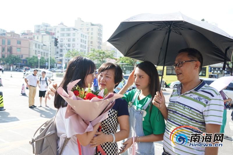 祼女直播
