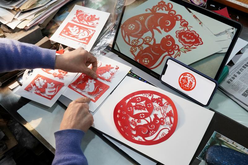 富婆色情片