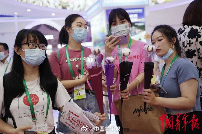 欧美另类老妇人