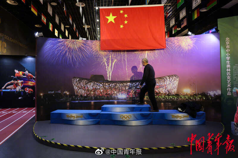 进入二级黄色网站