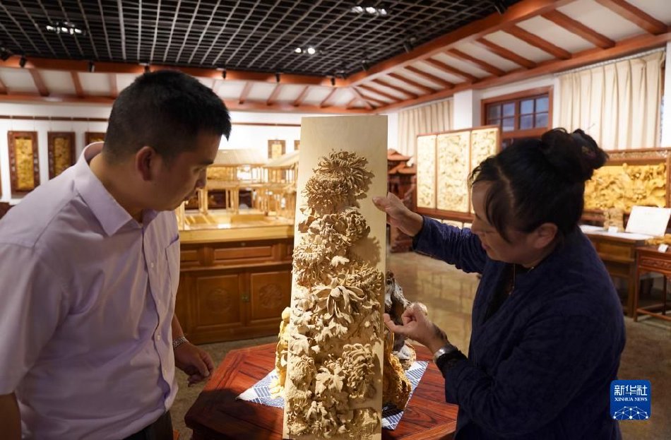 动漫裸体啪啪 h动画霸道总裁