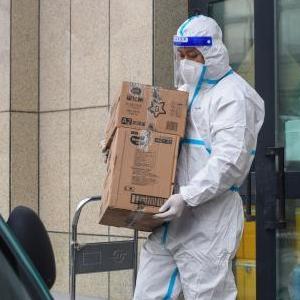 光想找女人日逼