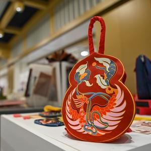 风间由美