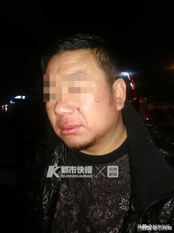 美女露%100的奶头无挡挡