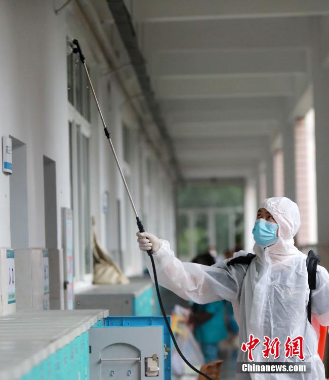 台湾美女裸体1一12