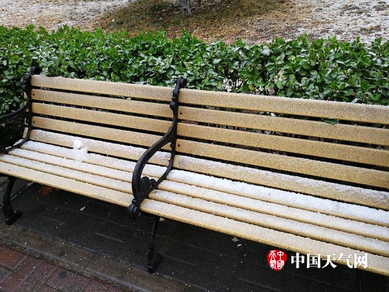 偷自拍1区