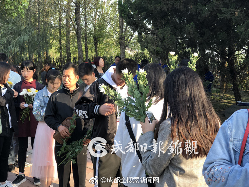 中国婬乱之一级毛片多女F