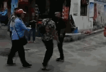黄色p直播间