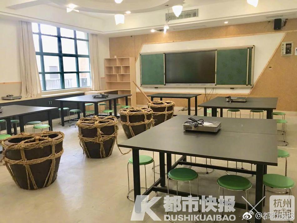 大屌尻逼网站