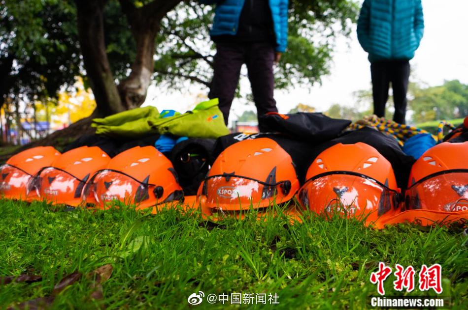 免费 成人 Vr