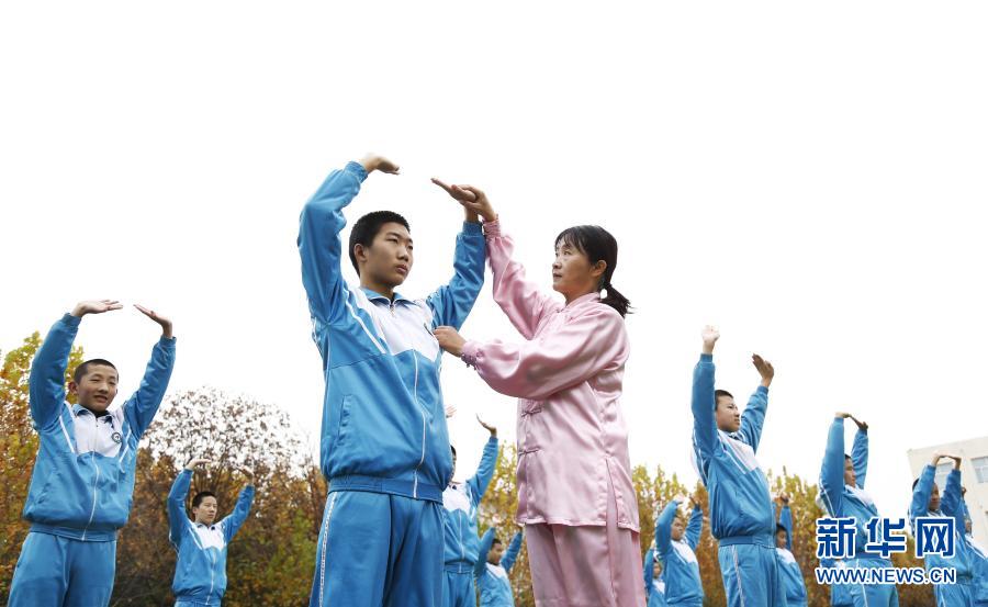 不知火舞十八禁?喷水视频