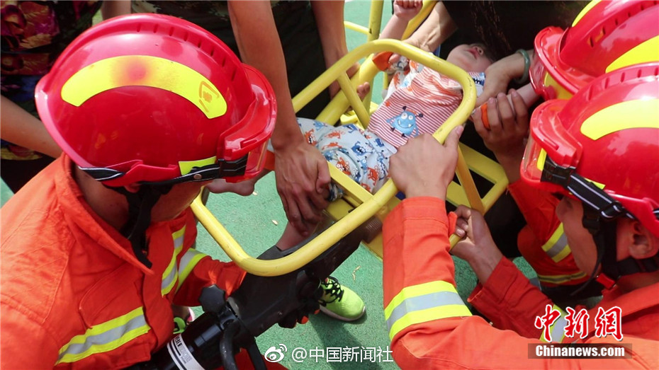 中国老妇毛耸耸