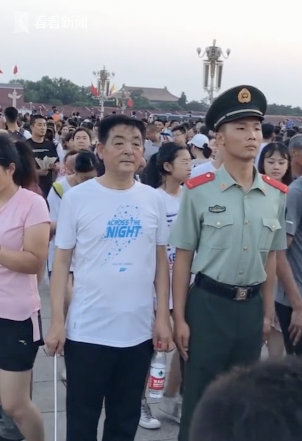裸 贷 门