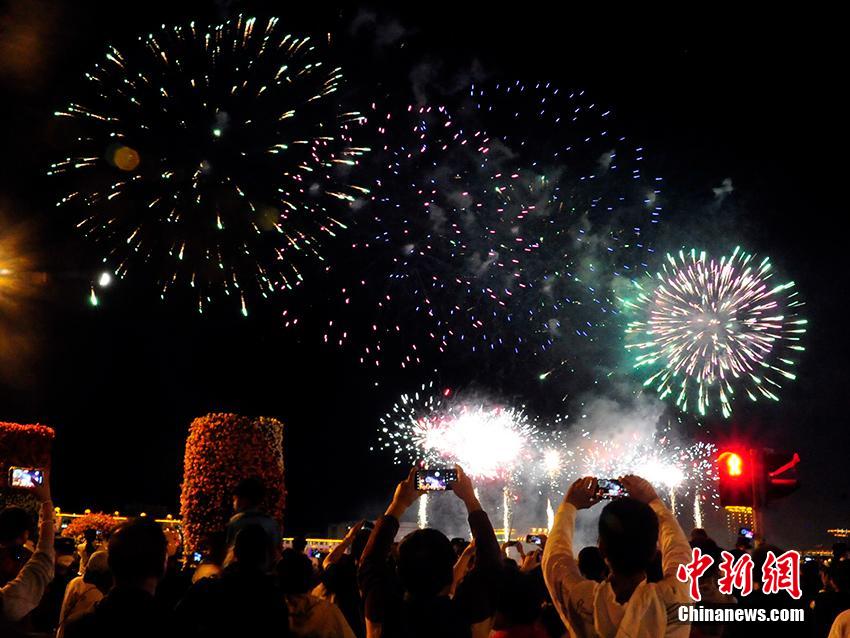 免費港台三级片