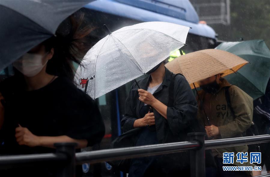 我要在线观看台湾漂亮四级片