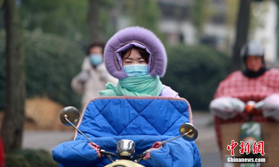走光露點直播