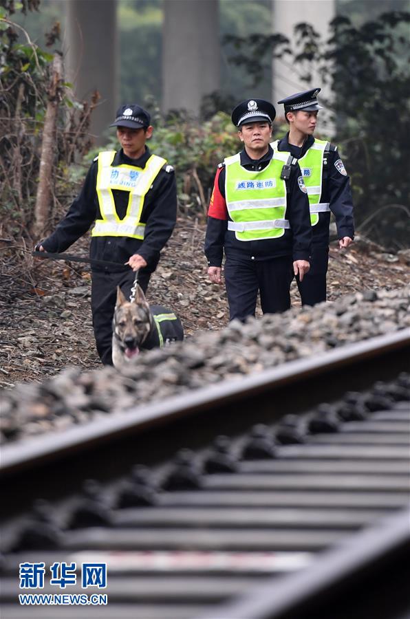 娇妻当我面被黑人3p