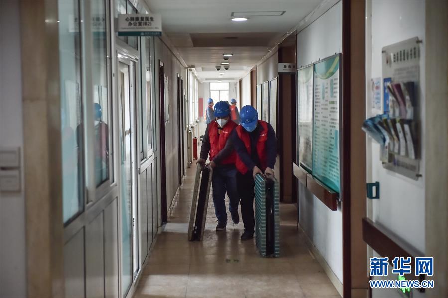 看中国男人和女人日批视频