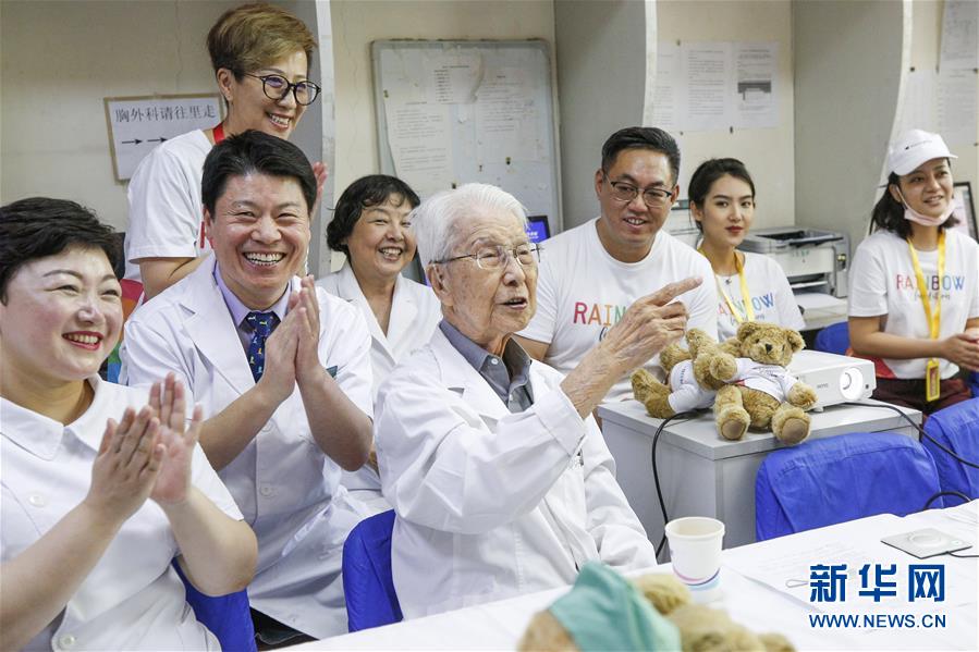 国模嫩穴私拍