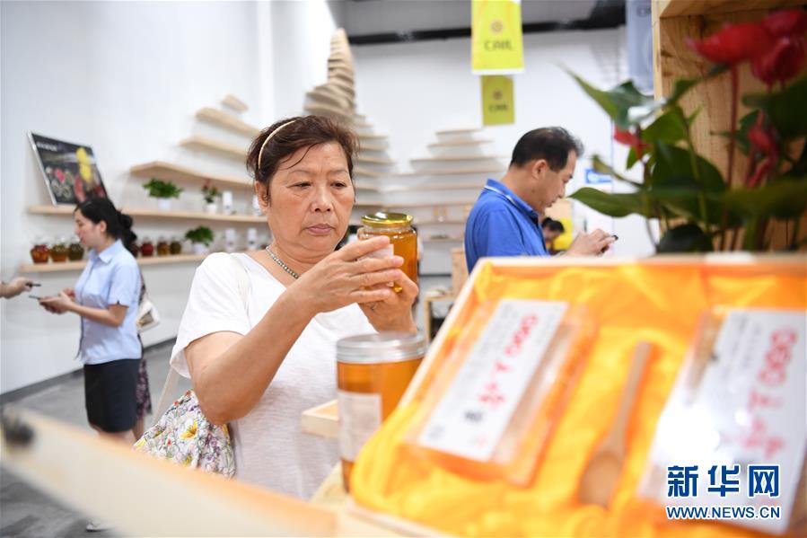 互换娇妻爽文100系列电影