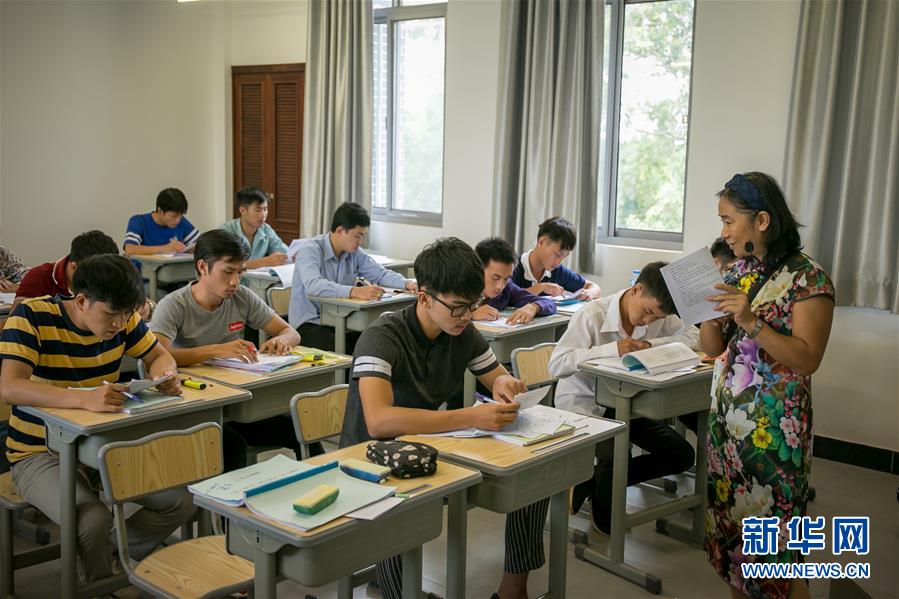 李丽珍电影三级片全集免费观看高清