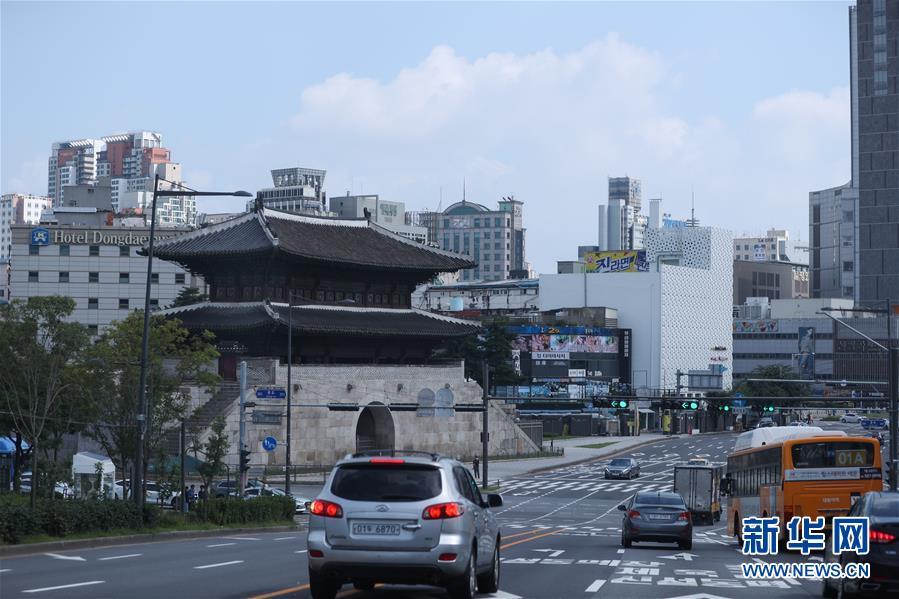 大黑吊爆操小日本B