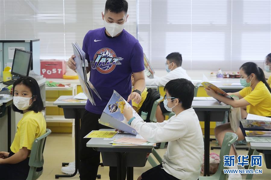 性感美女被X在线免费下载